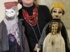 Oksana Tsiupa z lalkami